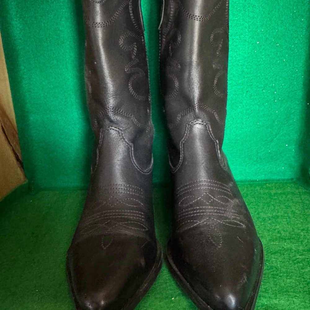 Steve Madden Black Western Ankle Boots